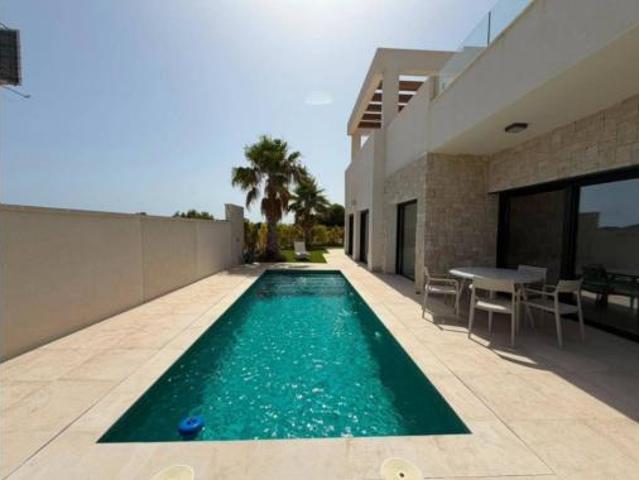 Casa en alquiler en la Marina Baixa, Valencia