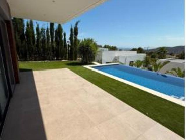 Casa en alquiler en la Marina Baixa, Valencia