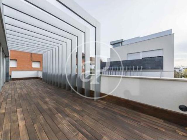Casa en alquiler en Canillas, Madrid