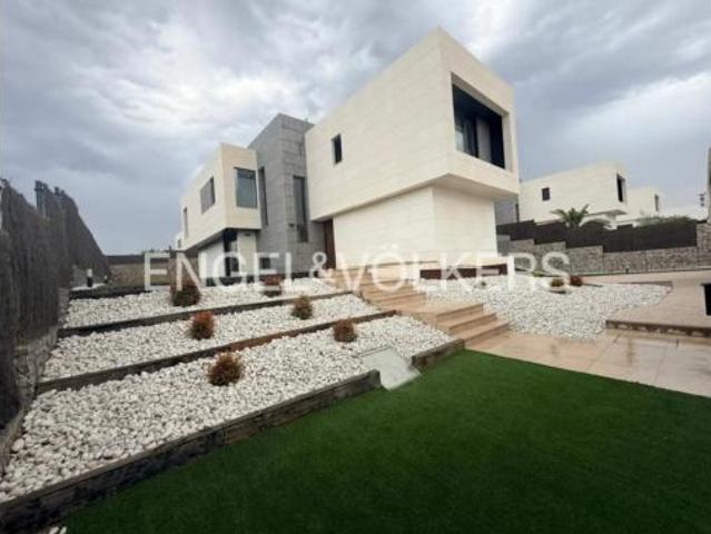 Casa en alquiler en Majadahonda, Madrid