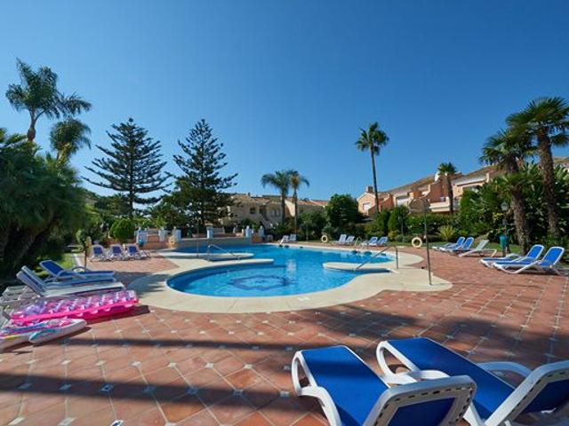 Casa en alquiler en Barriada Islas Canarias, Costa del Sol Occidental