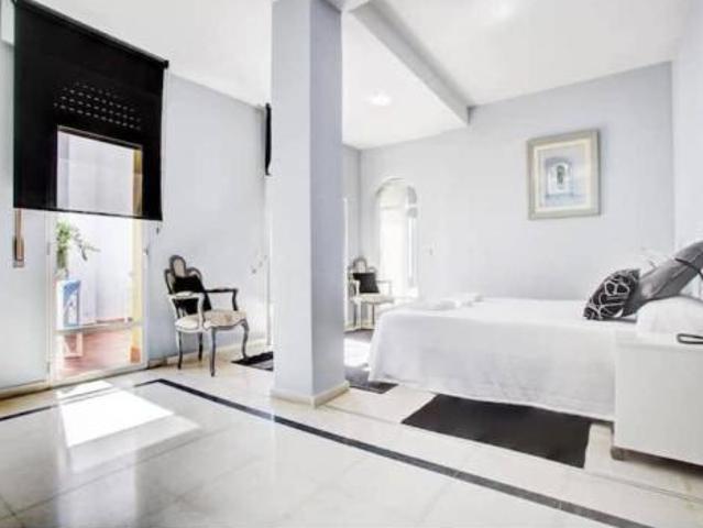 Casa en alquiler en Nueva Andalucía, Costa del Sol Occidental