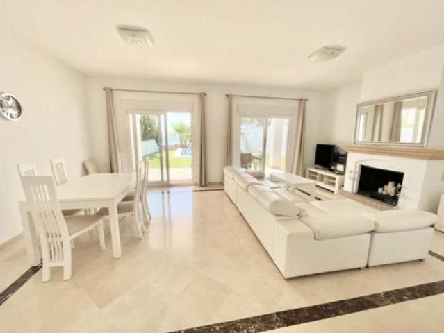 Casa en alquiler en Chaparral, Costa del Sol Occidental