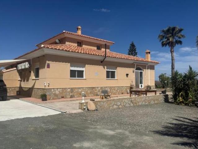 Casa en alquiler en Pulpí, Andalucía