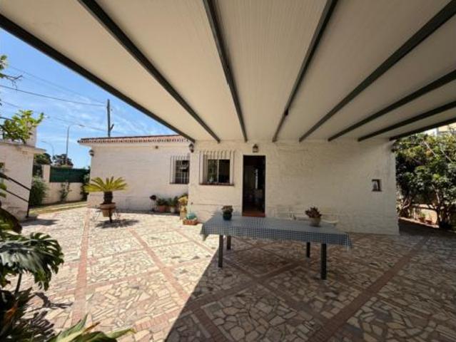 Casa en alquiler en Torre de Benagalbón, La Axarquía
