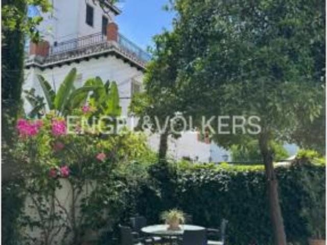 Casa en alquiler en Heliópolis, Sevilla