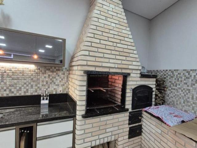 Casa venda em Jardim Alto do Cafezal, Londrina
