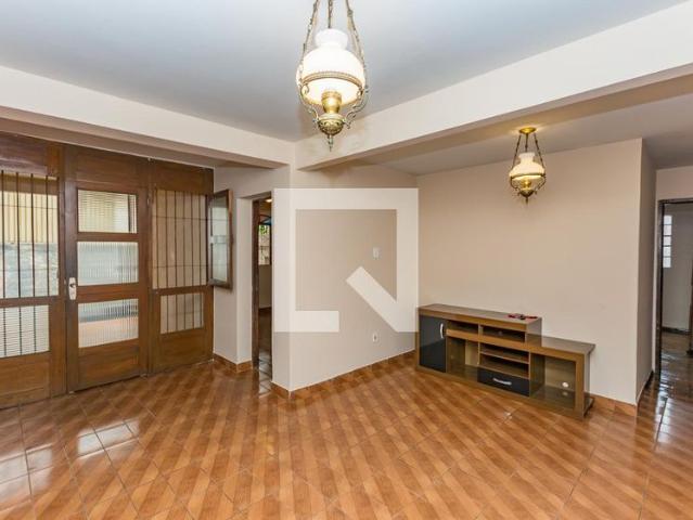 Casa aluguel em Região Geográfica Imediata de Belo Horizonte, Região Metropolitana de Belo Horizonte