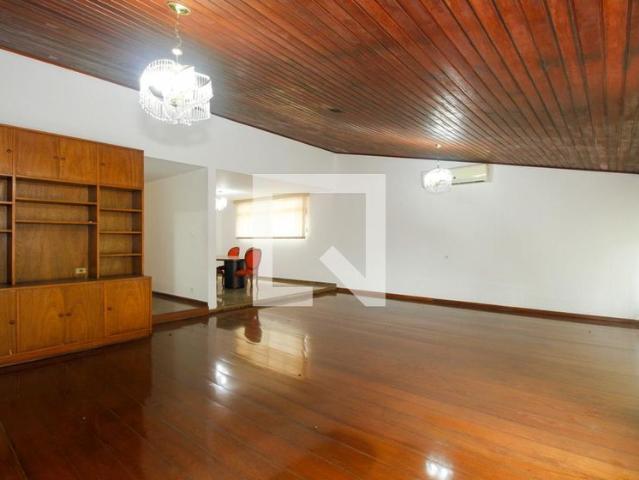 Casa aluguel em Região Imediata de São Paulo, Região Metropolitana de São Paulo