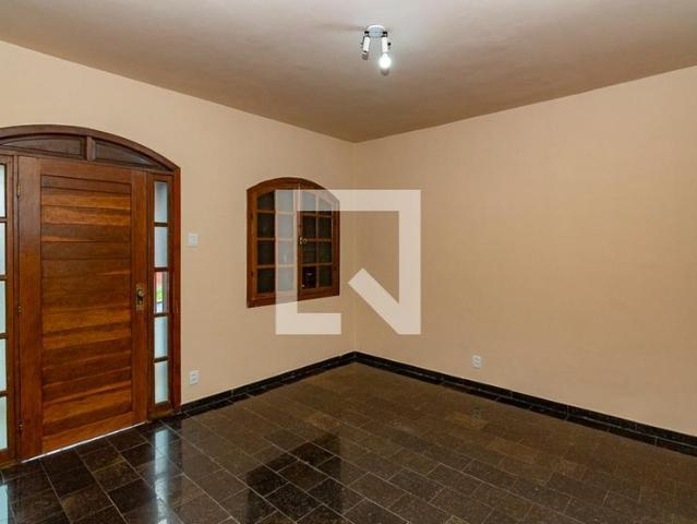 Casa aluguel em Região Geográfica Imediata de Belo Horizonte, Região Metropolitana de Belo Horizonte