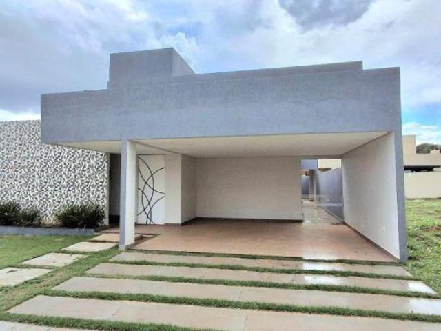 Casa venda em Região Geográfica Imediata de Águas Lindas de Goiás, Região Integrada de Desenvolvimento do Distrito Federal e Entorno