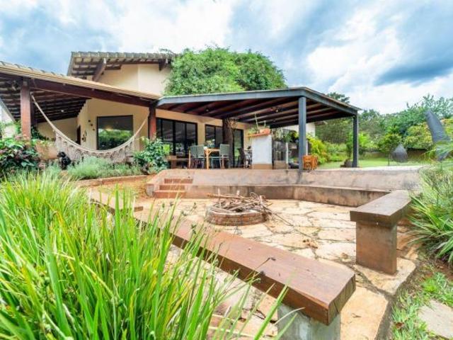 Casa venda em Região Geográfica Imediata do Distrito Federal, Região Integrada de Desenvolvimento do Distrito Federal e Entorno