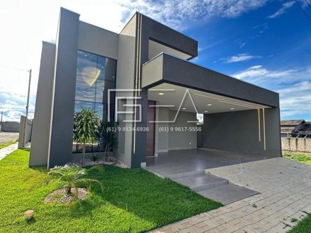 Casa venda em Região Geográfica Imediata de Águas Lindas de Goiás, Região Integrada de Desenvolvimento do Distrito Federal e Entorno