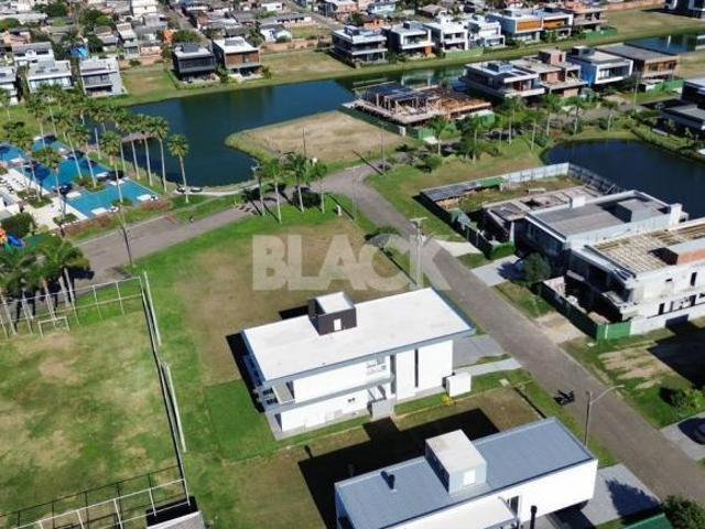 Casa venda em Condomínio Torres Ilhas Park, Torres