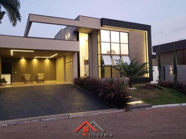 Casa venda em Região Geográfica Imediata do Distrito Federal, Região Integrada de Desenvolvimento do Distrito Federal e Entorno
