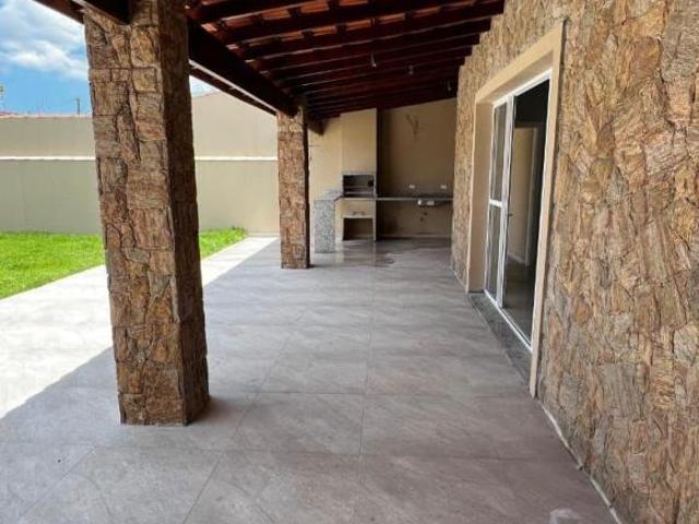 Casa venda em Jardim Arouca, Caraguatatuba