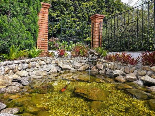 Casa venda em Região Imediata de Taubaté-Pindamonhangaba, Região Metropolitana do Vale do Paraíba e Litoral Norte