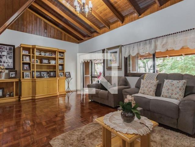 Casa aluguel em Região Geográfica Imediata de Porto Alegre, Região Metropolitana de Porto Alegre
