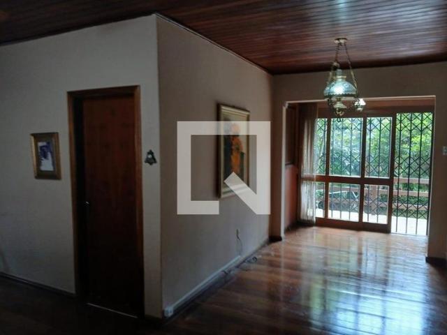 Casa aluguel em Região Geográfica Imediata de Porto Alegre, Região Metropolitana de Porto Alegre