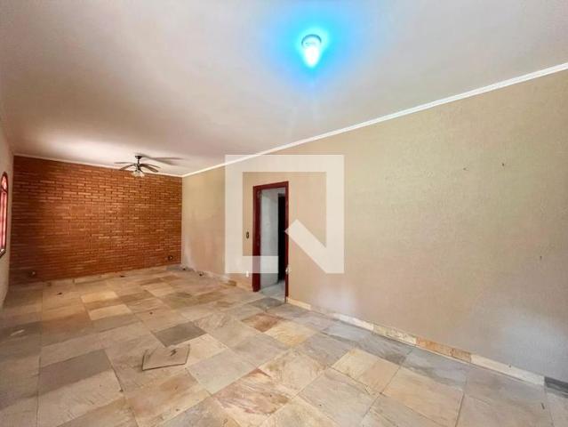 Casa aluguel em Mansões Santo Antônio, Campinas