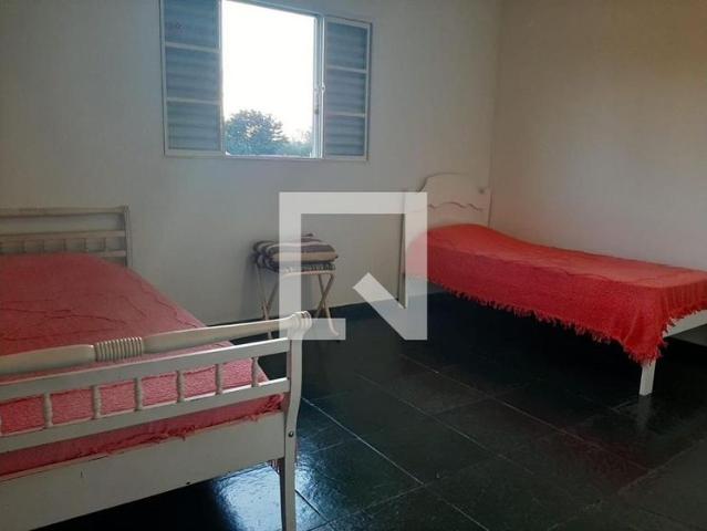 Casa aluguel em Região Imediata de São José dos Campos, Região Metropolitana do Vale do Paraíba e Litoral Norte