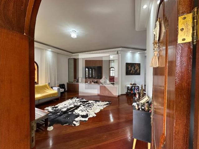 Casa aluguel em Região Imediata de São José dos Campos, Região Metropolitana do Vale do Paraíba e Litoral Norte