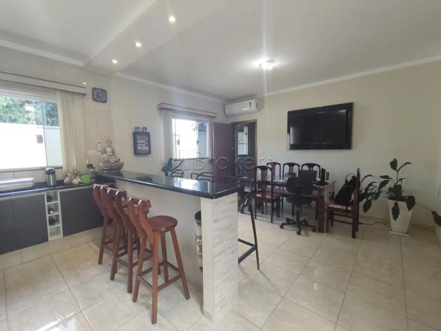 Casa aluguel em Vila São Lucio, Botucatu
