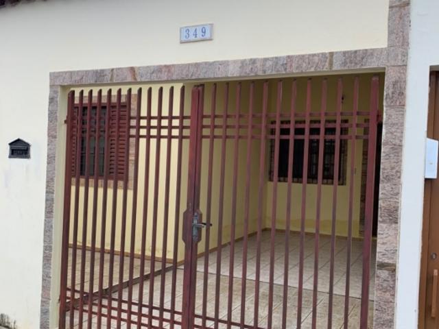 Casa aluguel em Região Imediata de Guaratinguetá, Região Metropolitana do Vale do Paraíba e Litoral Norte