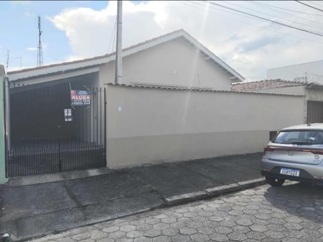 Casa aluguel em Região Imediata de Guaratinguetá, Região Metropolitana do Vale do Paraíba e Litoral Norte