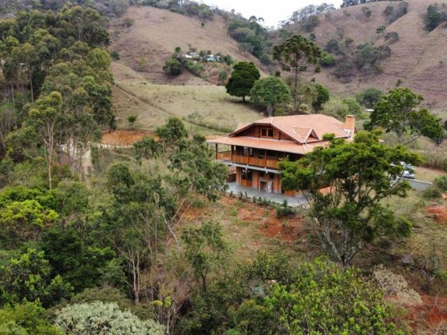 Casa aluguel em Região Imediata de Taubaté-Pindamonhangaba, Região Metropolitana do Vale do Paraíba e Litoral Norte