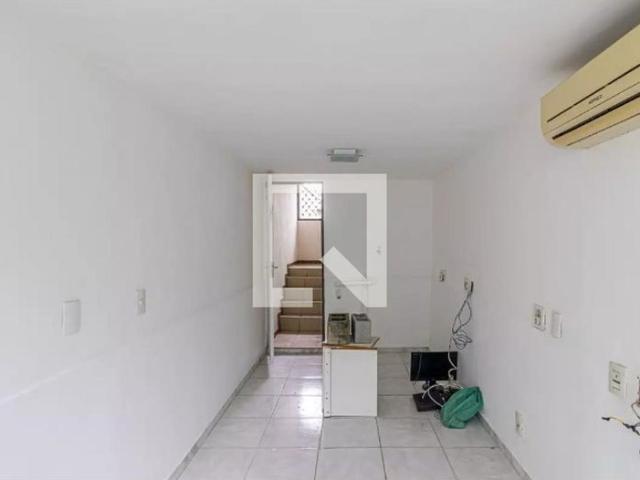 Casa aluguel em Região Geográfica Imediata de Belo Horizonte, Região Metropolitana de Belo Horizonte