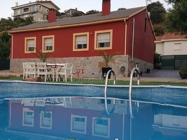 Casa en alquiler en Ambite