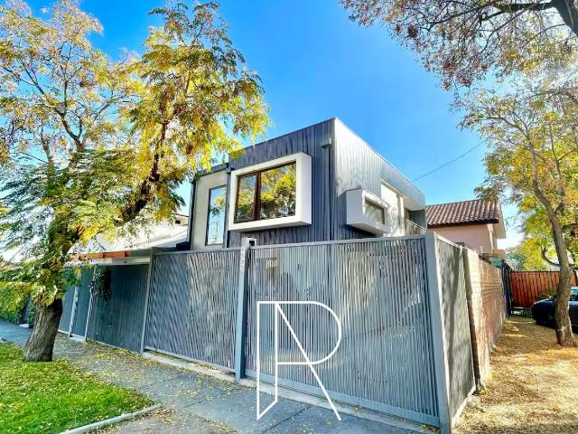 Casa en arriendo en Las Condes, Metropolitana