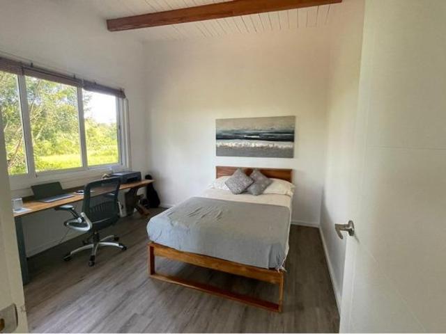 Casa amoblada en venta en bocas del toro