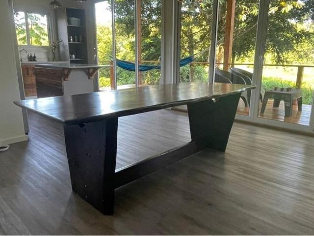 Casa amoblada en venta en bocas del toro