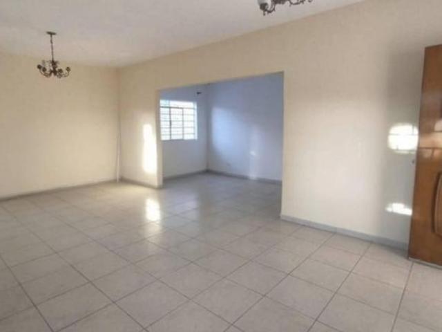 Casa venda em Região Imediata de Taubaté-Pindamonhangaba, Região Metropolitana do Vale do Paraíba e Litoral Norte
