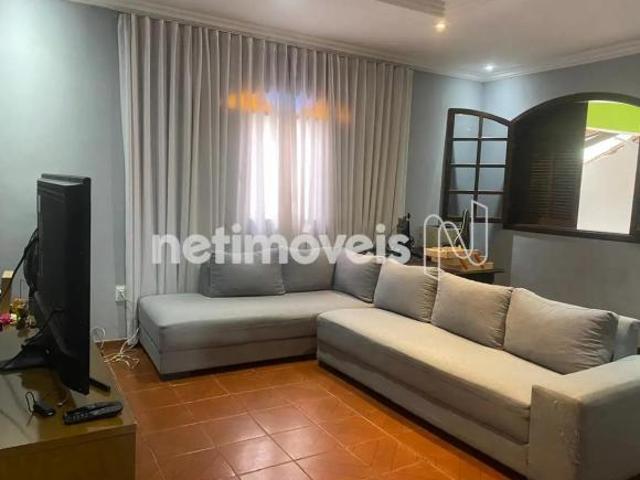 Casa venda em Região Geográfica Imediata de Belo Horizonte, Região Metropolitana de Belo Horizonte