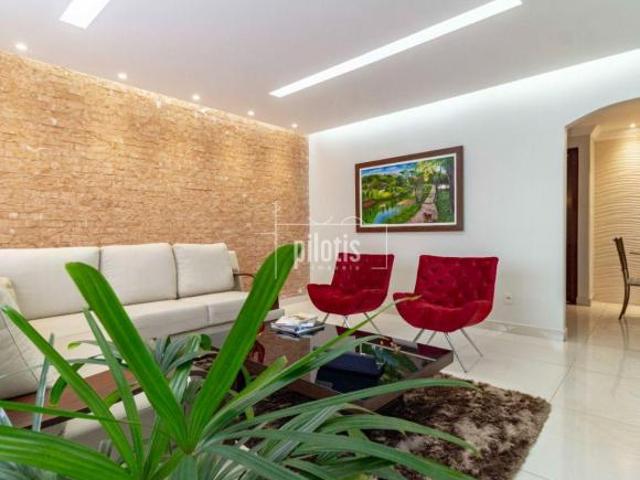 Casa venda em Região Geográfica Imediata do Distrito Federal, Região Integrada de Desenvolvimento do Distrito Federal e Entorno