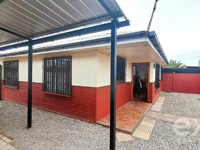Casa en arriendo en Padre Hurtado, Metropolitana