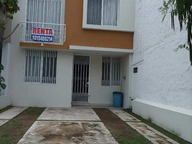 Casa en renta en Kawatzin, Coatzintla