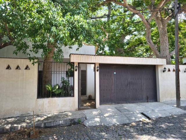 Casa en renta en Comala