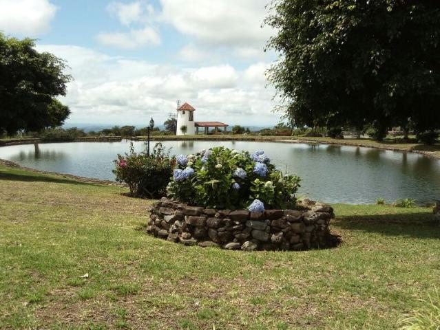 Casa amueblada en residencial los molinos boquete