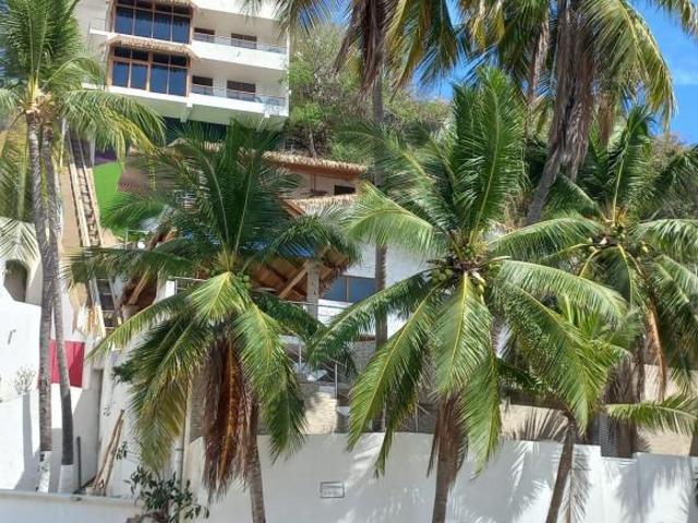 CASA AMUEBLADA EN VENTA, PENINSULA DE SANTIAGO, MANZANILLO, COLIMA