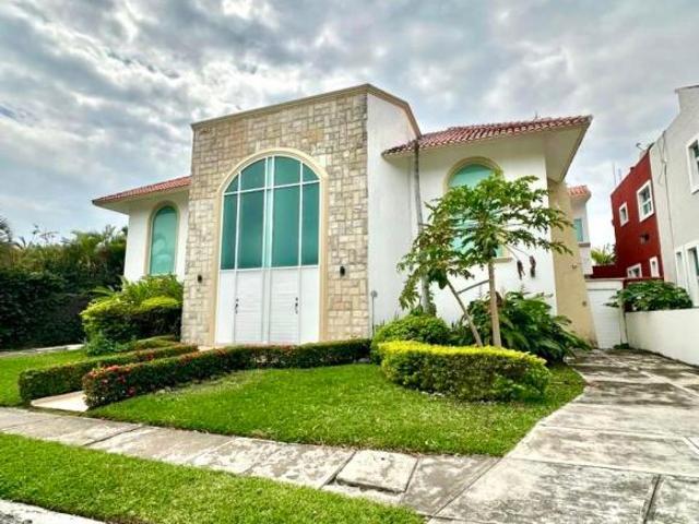 Casa amueblada y con Alberca en Riviera de la Condesa, Boca del Río, Veracruz