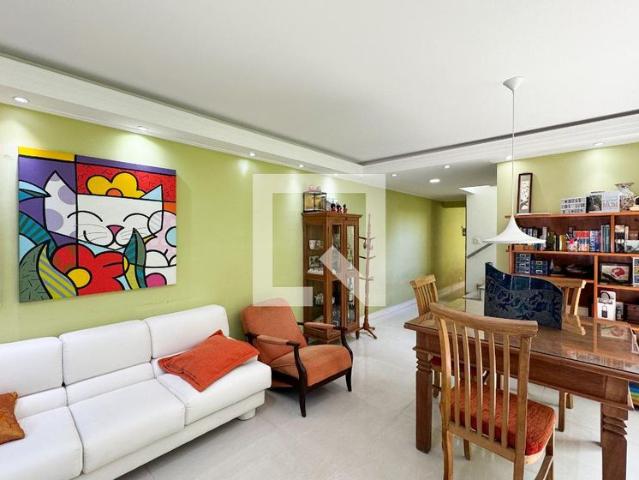 Casa aluguel em Região Imediata de São Paulo, Região Metropolitana de São Paulo