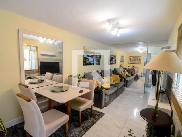 Casa aluguel em Região Geográfica Imediata do Rio de Janeiro, Região Metropolitana do Rio de Janeiro