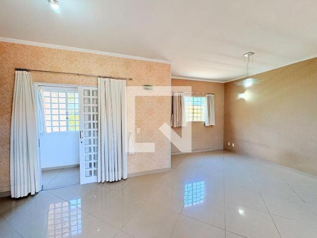 Casa aluguel em Jundiaí