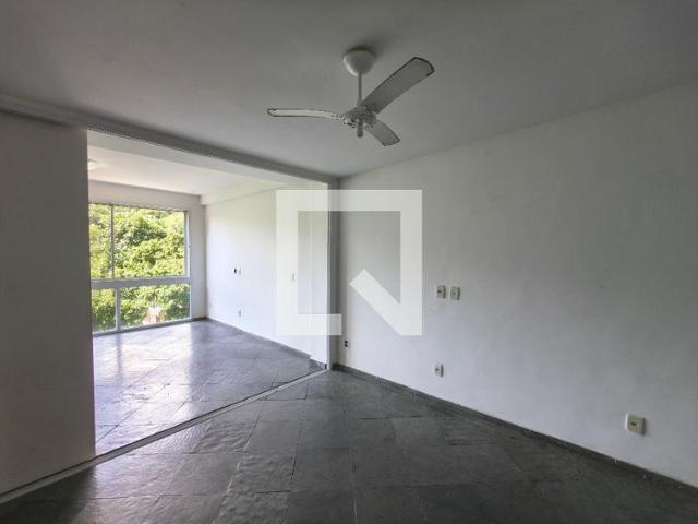 Casa aluguel em Região Geográfica Imediata do Rio de Janeiro, Região Metropolitana do Rio de Janeiro