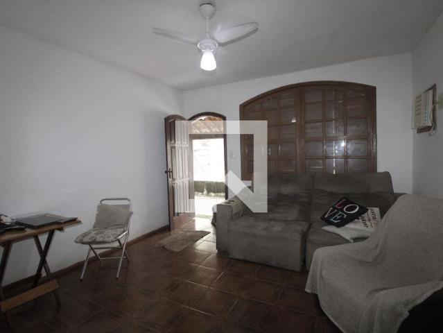 Casa aluguel em Região Geográfica Imediata do Rio de Janeiro, Região Metropolitana do Rio de Janeiro