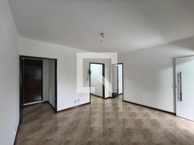 Casa aluguel em Região Geográfica Imediata do Rio de Janeiro, Região Metropolitana do Rio de Janeiro